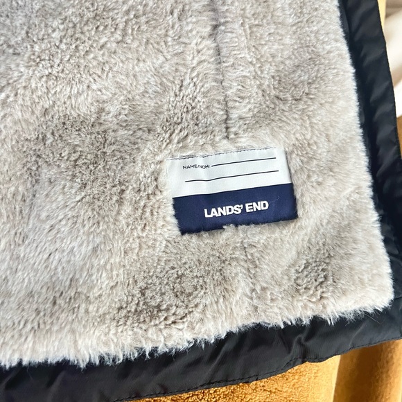 Lands End Black Kids Winter Coat with Faux Fur Hood. Warm parka. Size Large 6x/7 - Picture 6 of 8